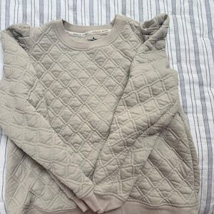 Tuckernuck sweatshirt